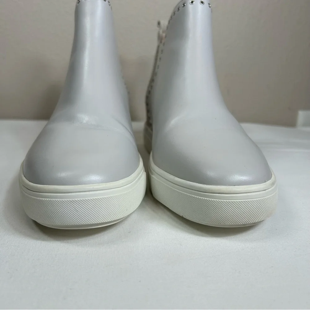 Chelsea & Violet Milo Suede Leather Gray White Eyelet Wedge Slip On Sneakers 8.5